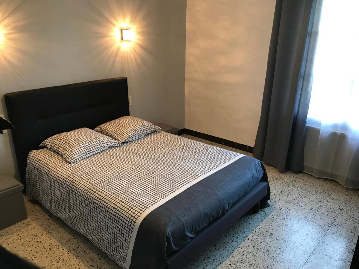 Appartement Tout Confort Avec Parking Ferme Арл Екстериор снимка