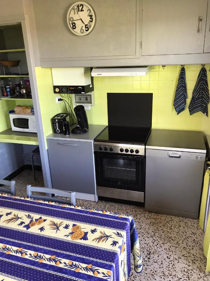 Appartement Tout Confort Avec Parking Ferme Арл Екстериор снимка