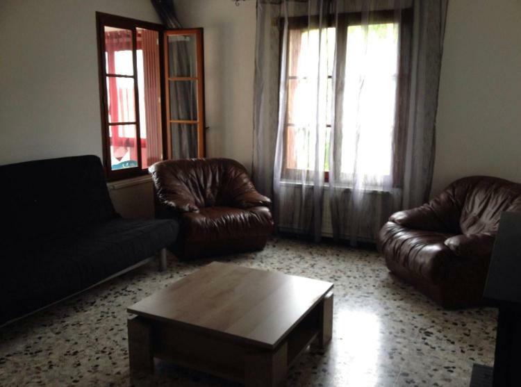 Appartement Tout Confort Avec Parking Ferme Арл Екстериор снимка